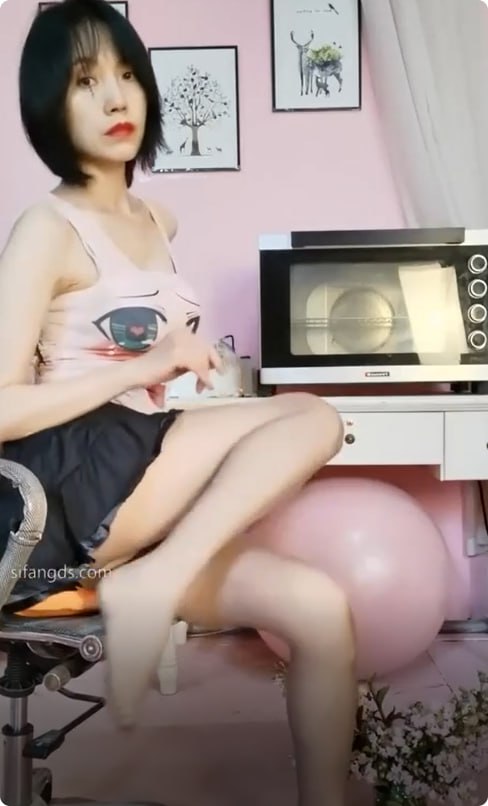 电影欧美毛片推荐,メイリン モデルコレクション メ,观看免费无删减完整版